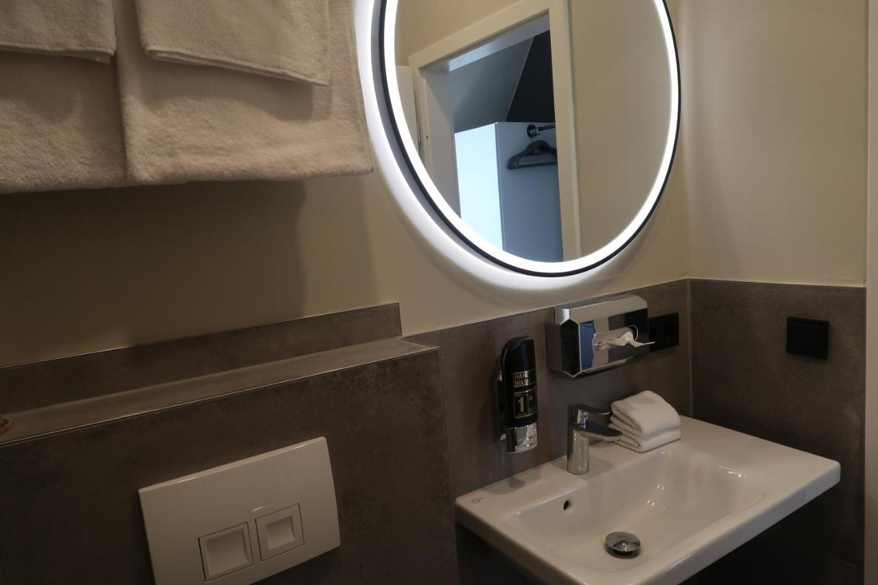 Lodge Boutique Hotel คูล็องสบอร์น ภายนอก รูปภาพ